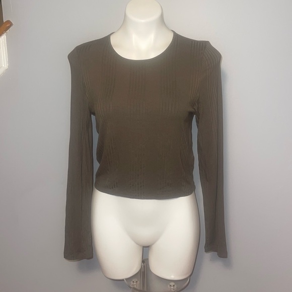 Tommy Jeans Amherst Knit ladies long sleeve ribbed crop top with open back. NWT - Picture 2 of 9